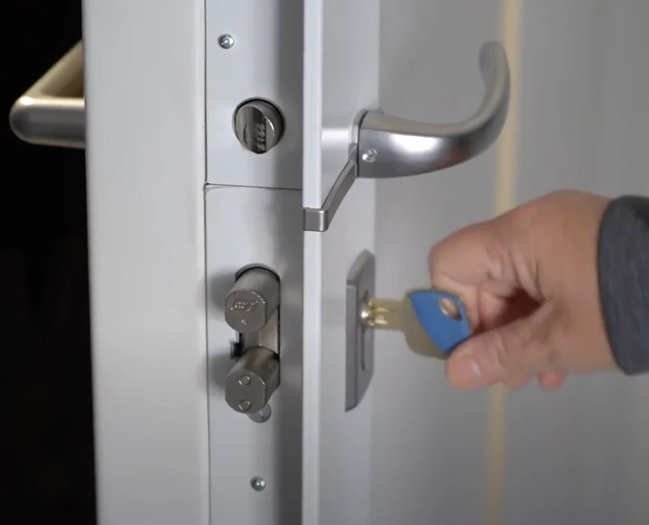Blindage d'une porte à Marseille Blindage d'une porte à Marseille